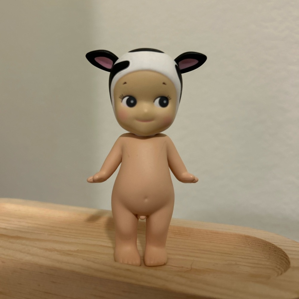 Cow Sonny Angel - Picture 1 of 4